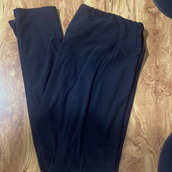 LuLaRoe Solid Black Leggings TC - Picture 1 of 3